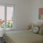 Aurelia By Domus Mirus - Rooftop Cinema & Pool & 6 Minute Walk To スプリツカ
