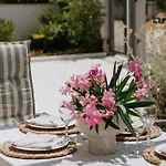 Aurelia By Domus Mirus - Rooftop Cinema & Pool & 6 Minute Walk To *