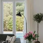 Aurelia By Domus Mirus - Rooftop Cinema & Pool & 6 Minute Walk To ヴィラ *