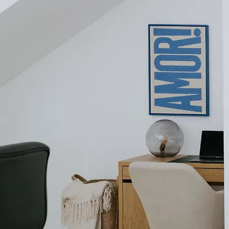 Aurelia By Domus Mirus - Rooftop Cinema & Pool & 6 Minute Walk To Splitska