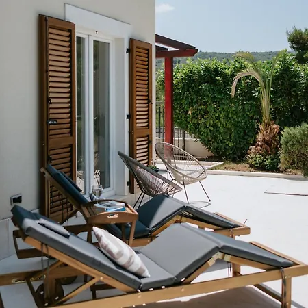 Aurelia By Domus Mirus - Rooftop Cinema & Pool & 6 Minute Walk To Splitska